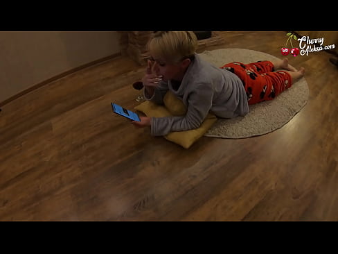 ❤️ Beprotiška blondinė čiulpia didžiulį penį ir šokinėja ant jo - analinis seksas ☑ Porno prie lt.pornoklinge.ru ️❤