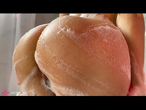 ❤️ Brunetė masturbuoja putytę su vibratoriumi iki intensyvaus orgazmo duše ☑ Porno prie lt.pornoklinge.ru ️❤
